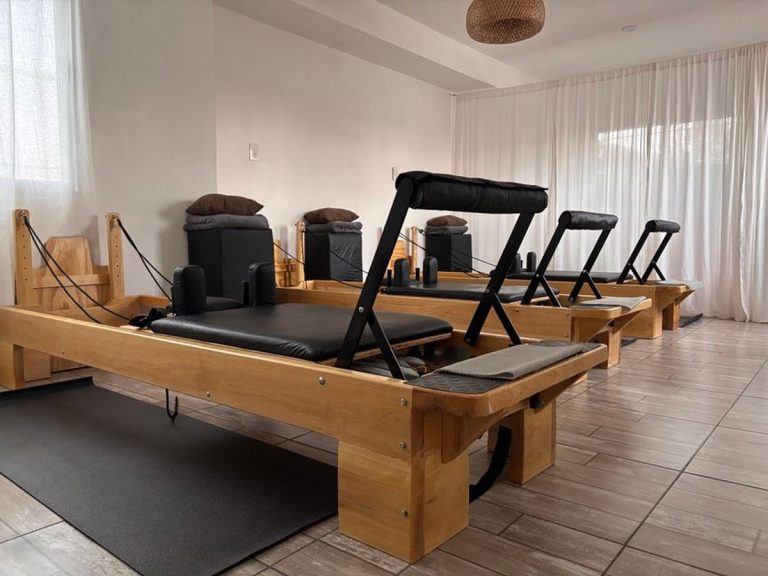 Pilates Reformer Bed with Wooden Box