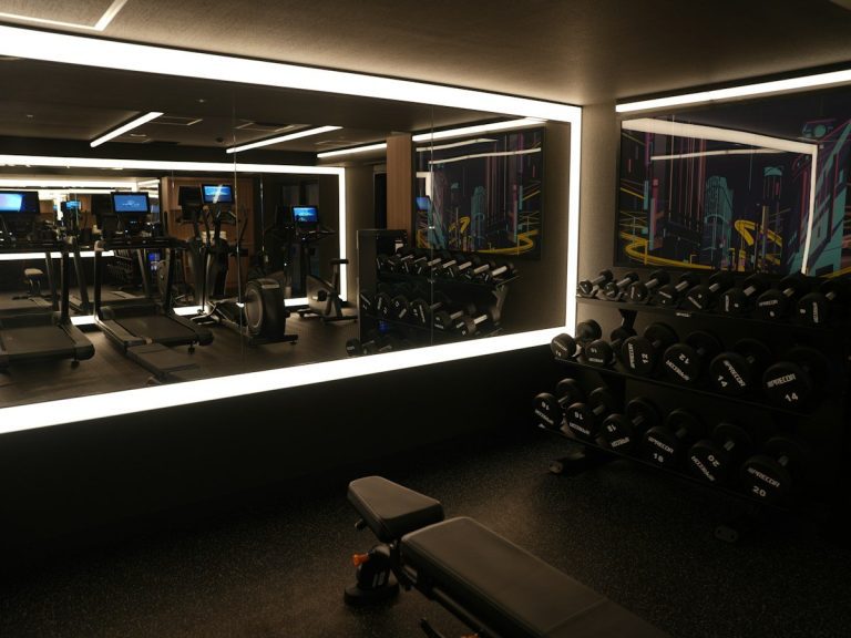 multi-tenant office fitness center design